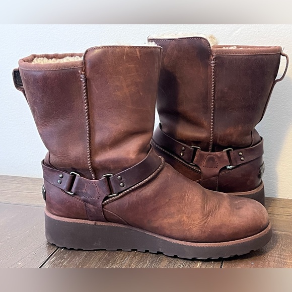 UGG Maddox Brown Leather Boots Womens size 9 - Picture 5 of 10